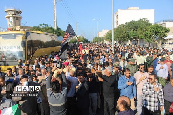 تشییع سه شهید گمنام در فرودگاه بوشهر