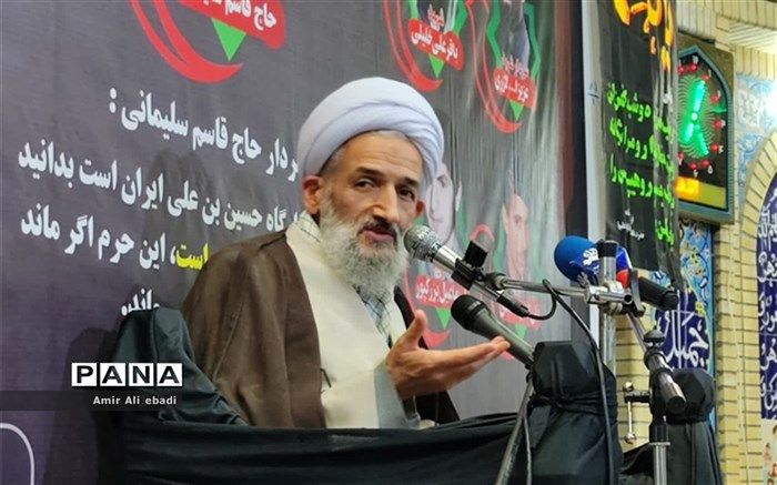 درس «حجت شناسی» و «ولایتمداری» را از فاطمه زهرا (ع) باید بیاموزیم