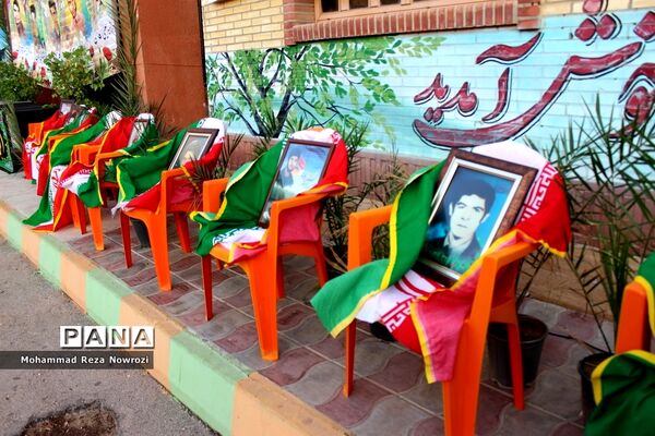 استقبال از شهید گمنام در مدرسه شاهد  شهید مطهری بوشهر