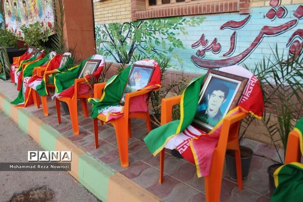 استقبال از شهید گمنام در مدرسه شاهد  شهید مطهری بوشهر