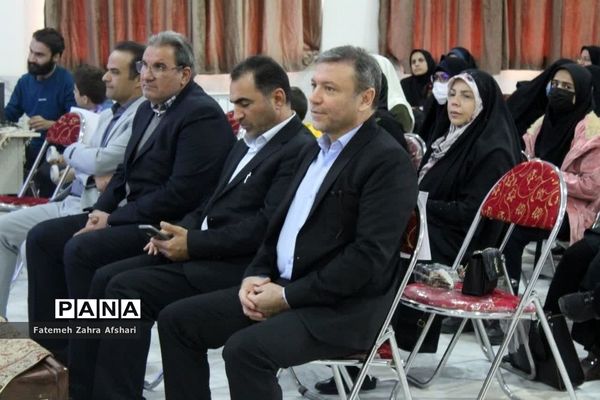 افتتاح اولین مدرسه متاورس استان و تجلیل از برگزیدگان پژوهشی شهرستان سمنان