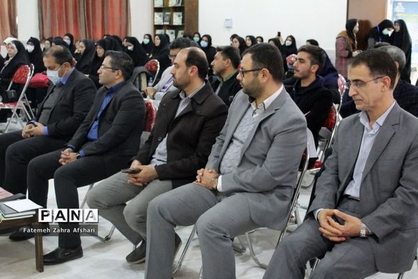 افتتاح اولین مدرسه متاورس استان و تجلیل از برگزیدگان پژوهشی شهرستان سمنان