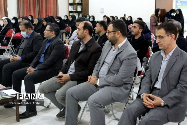 افتتاح اولین مدرسه متاورس استان و تجلیل از برگزیدگان پژوهشی شهرستان سمنان
