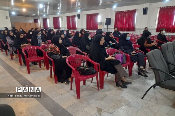 طرح توانمند‌سازی مربیان پیشتاز سازمان دانش‌آموزی قائمشهر