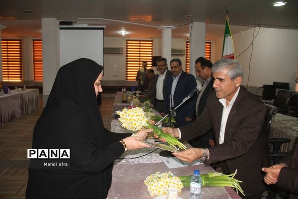 بازدید نمایندگان اداره کل آموزش پرورش از اجرای طرح جهش در مدارس شهرستان بهبهان