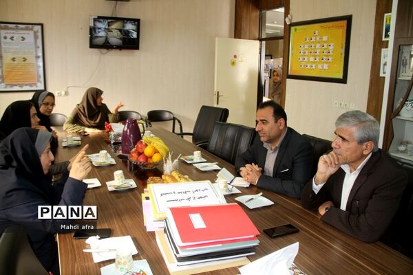 بازدید نمایندگان اداره کل آموزش پرورش از اجرای طرح جهش در مدارس شهرستان بهبهان