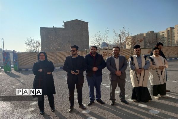 جشنواره غذای سنتی چهارمحال وبختیاری و شب یلدا در دبیرستان مرضیه