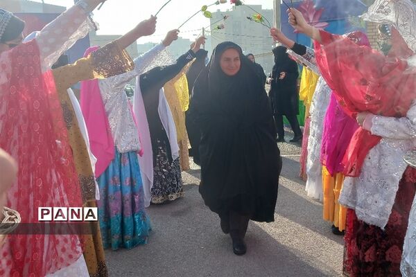 جشنواره غذای سنتی چهارمحال وبختیاری و شب یلدا در دبیرستان مرضیه