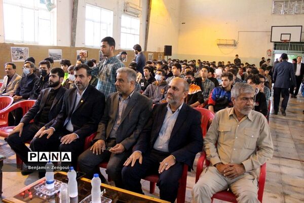 تشییع شهید گمنام در دبیرستان شریعتی بوشهر