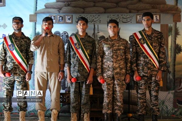 تشییع شهید گمنام در دبیرستان شریعتی بوشهر