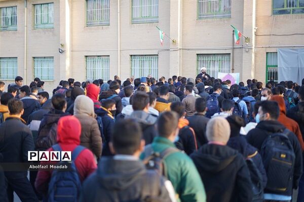 دیدار نماینده ترشیز با دانش‌آموزان مدارس کاشمر