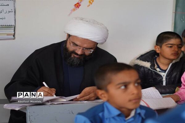 دیدار نماینده ترشیز با دانش‌آموزان مدارس کاشمر