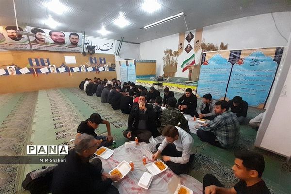 حضور دانش‌آموزان نواحی یک و چهار قم در اردوی راهیان نور