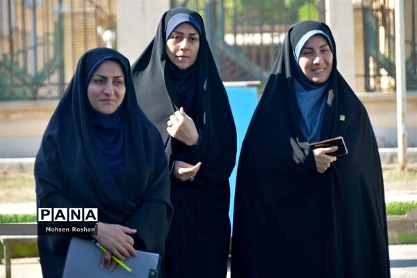 بازدید معاون وزیرآموزش و پرورش از دبستان غیردولتی ولایت بوشهر