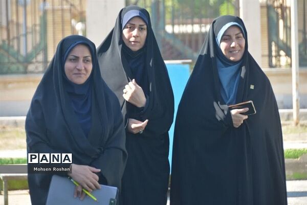 بازدید معاون وزیرآموزش و پرورش از دبستان غیردولتی ولایت بوشهر