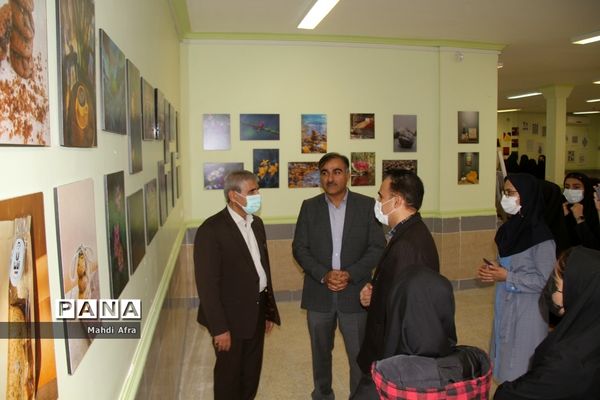 افتتاح نمایشگاه دست سازه های دانش‌آموزان هنرستان فرزانگان شهرستان بهبهان