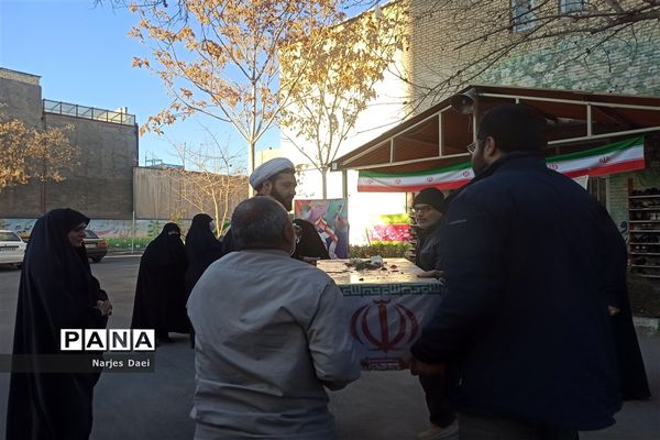 برگزاری مسابقات قرآن، عترت و نماز در کانون تربیت ناحیه ۲ مشهد