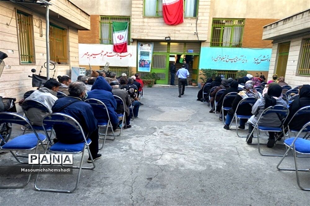 میز خدمت در محله هرندی منطقه12