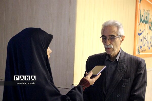 پویش یلدای فاطمی در مدارس کرمانشاه