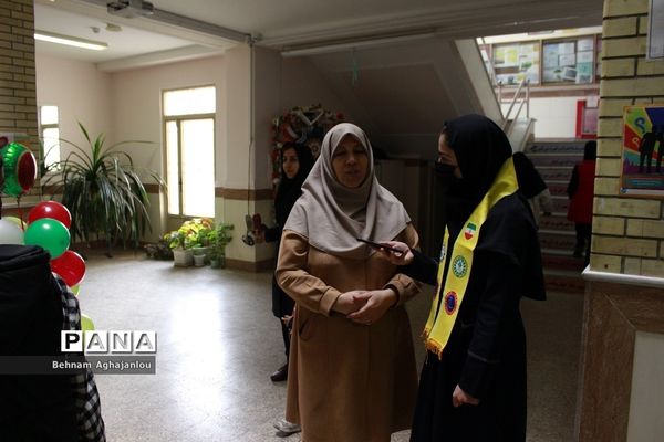 برگزاری مسابقه یلدا در دبیرستان مهدیه ولایت زنجان