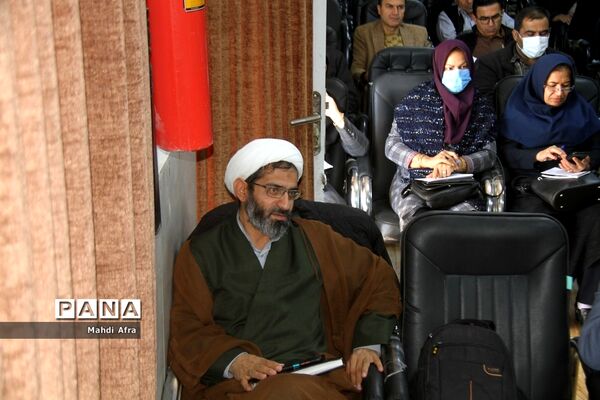 برگزاری دوره آموزشی قوانین، آئین نامه ها و مقررات تخلفات اداری ویژه مدیران مدارس بهبهان