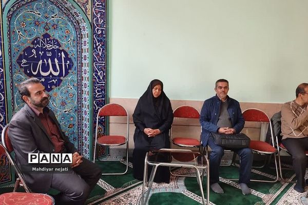 نشست هم‌دلی و همفکری همکاران فرهنگی  مقطع متوسطه دوم  آموزش و پرورش منطقه رودهن