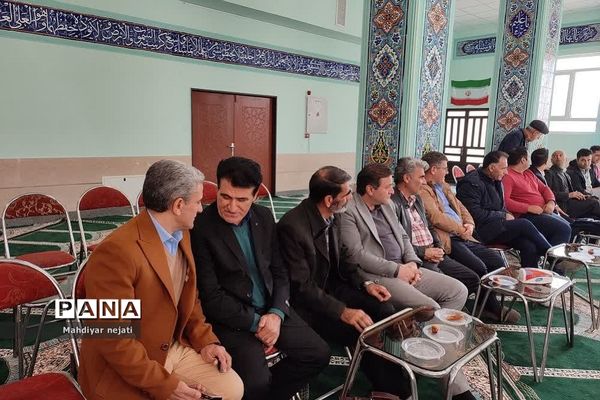 نشست هم‌دلی و همفکری همکاران فرهنگی  مقطع متوسطه دوم  آموزش و پرورش منطقه رودهن