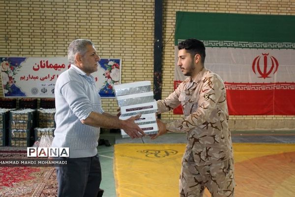 رزمایش کمک‌های مومنانه شب یلدا در فشافویه