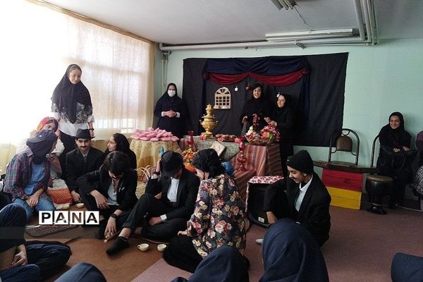 جشن آیینی  یلدا در مدارس رودهن