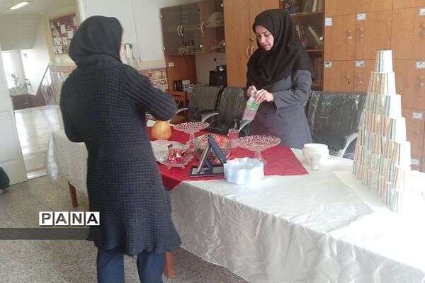 جشن آیینی  یلدا در مدارس رودهن