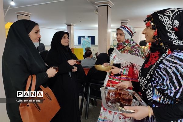 برگزاری مراسم شب یلدا در آموزش و پرورش شهرستان رباط کریم