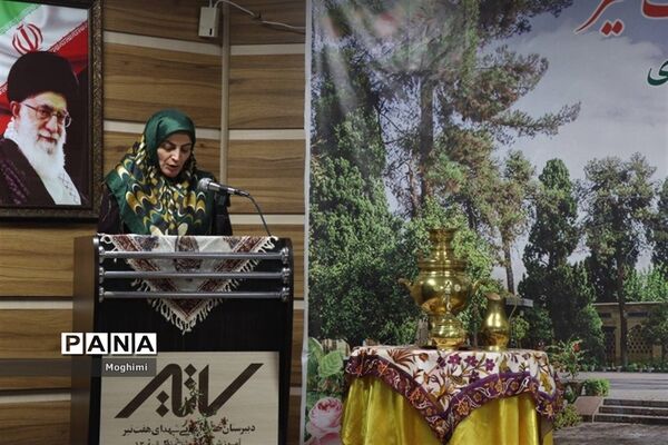 حافظ خوانی در دبیرستان هفت تیر منطقه ۱۳