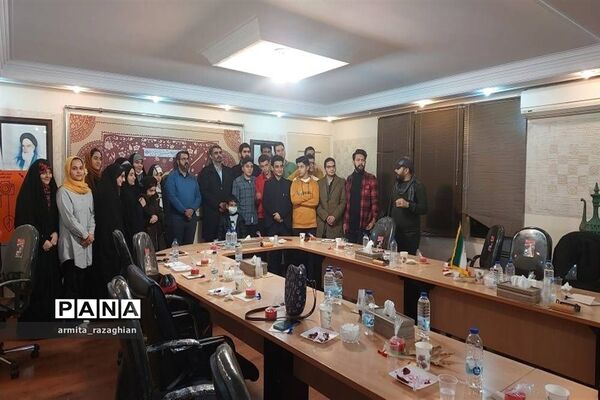 آیین رونمایی از دوره آموزشی نویسندگی قلمرو ویژه نوجوانان