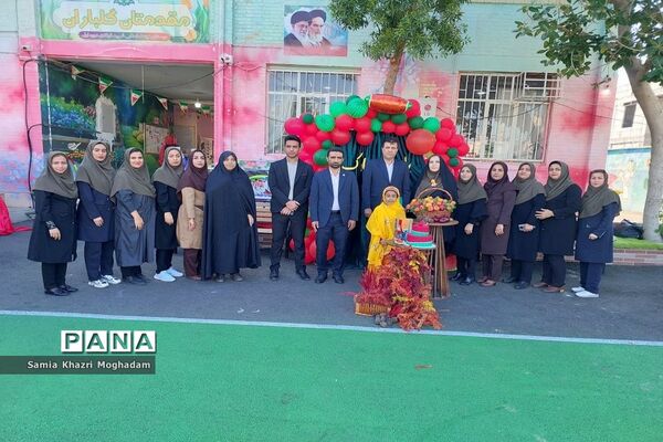   مراسم یک روز بدون کیف در مدرسه  هیات امنایی شهید فولادی یک بوشهر