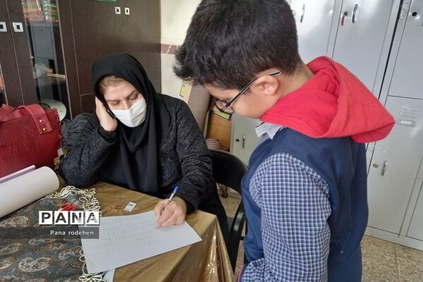 معاینات غربالگری دانش‌آموزان در دبستان ایمان رودهن