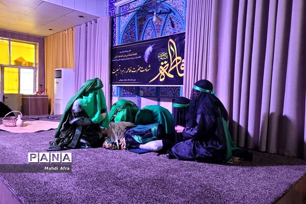 برگزاری سوگواره نمایشی شهادت حضرت زهرا (س) توسط دانش‌آموزان دبیرستان شاهدجواهر بهبهان