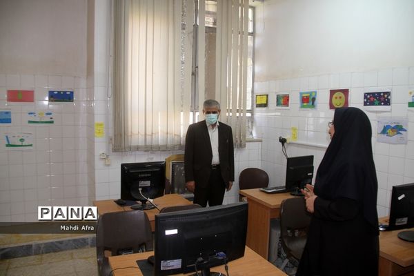 بازدید از نمایشگاه دانش‌آموزی پژوهشسرای خوارزمی شهرستان بهبهان