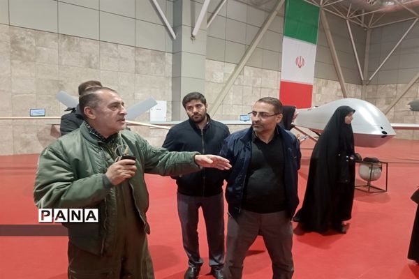 بازدید فرهنگیان و دانش‌آموزان ملارد از پارک ملی هوا و فضا