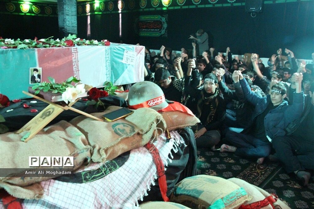 مراسم تشییع شهید گمنام در مدرسه امام رضا (ع) مشهد