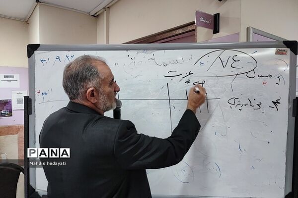 اقدامات فرهنگی و آموزشی در مدرسه آیت‌الله طالقانی رودهن