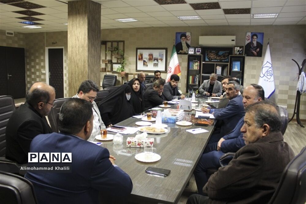 جلسه شورای برنامه ریزی سازمان دانش‌آموزی استان فارس