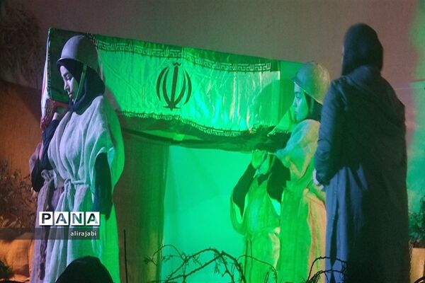 تئاتر «دعوتنامه» در کانون فاطمیه (س) منطقه کهریزک به روی صحنه رفت