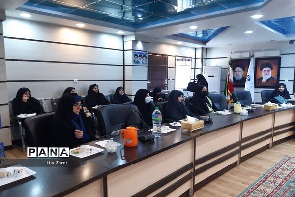 جلسه مربیان پیشتاز مدارس شهرستان دشتی