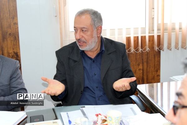 نشست مشترک معاونت آموزش ابتدایی با مسئولان مدارس راهیان کوثر استان بوشهر