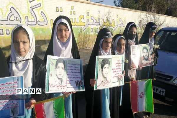 تشییع شهید گمنام در دبستان شاهد‌‌عبدالرحمن  آدمی ابرکوه
