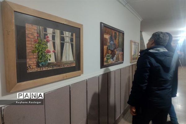 افتتاحیه نمایشگاه نقاشی در نگارخانه کانون فرهنگی و تربیتی شهدای پاکدشت