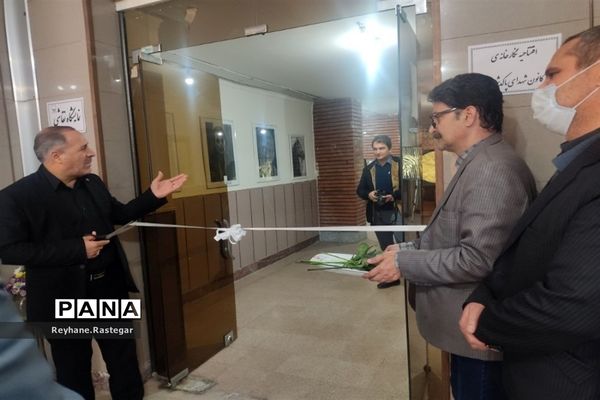 افتتاحیه نمایشگاه نقاشی در نگارخانه کانون فرهنگی و تربیتی شهدای پاکدشت