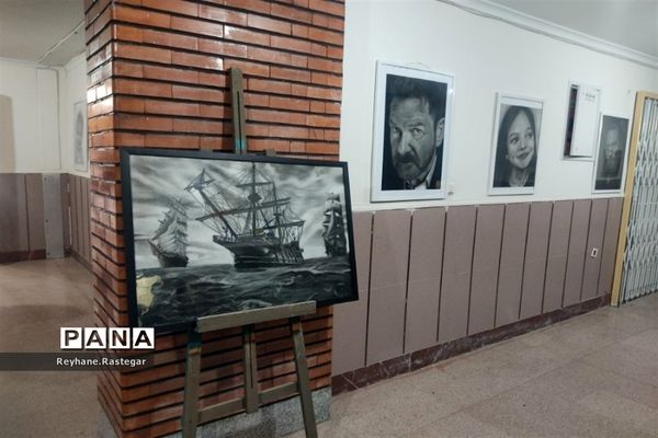 افتتاحیه نمایشگاه نقاشی در نگارخانه کانون فرهنگی و تربیتی شهدای پاکدشت