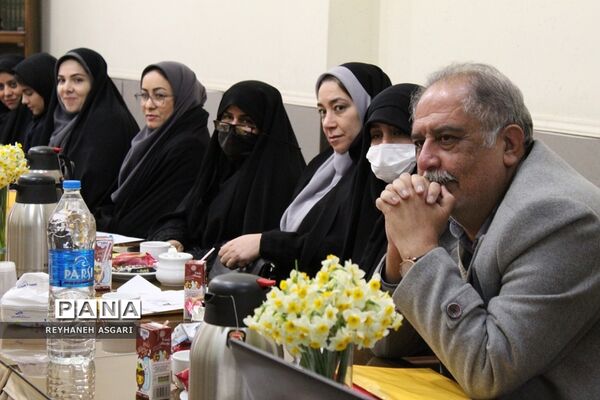 نشست هم‌اندیشی مسئولین سازمان‌های دانش‌آموزی مناطق شهرستان‌های استان تهران