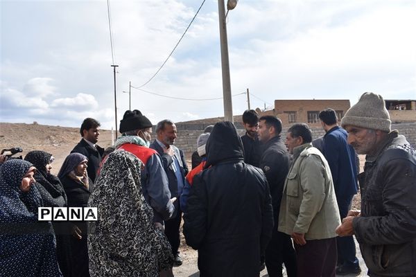 بازدیدمشاوراقتصادی استاندار و مدیر سازمان برنامه وبودجه استان از پروژه های اقتصادی و عمرانی بهاباد